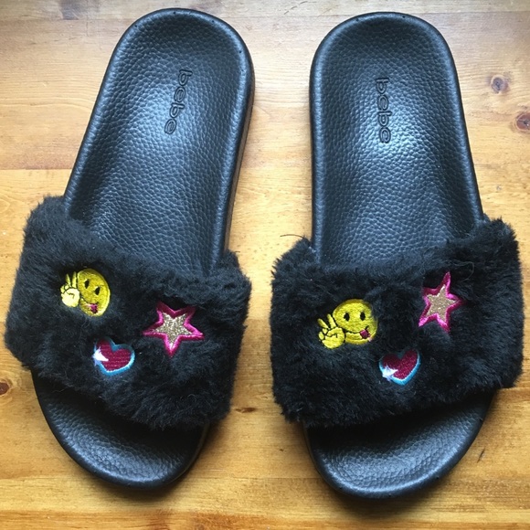 NWOT Bebe Girls size XL/4-5 black emoji slipper - Picture 1 of 8